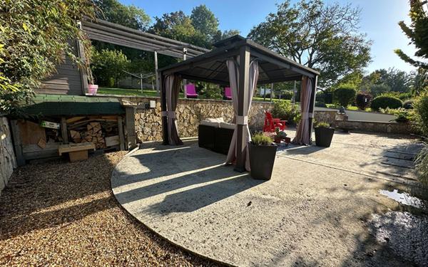 Maison à vendre    6 pièces • 236 m2 Magny-en-Vexin