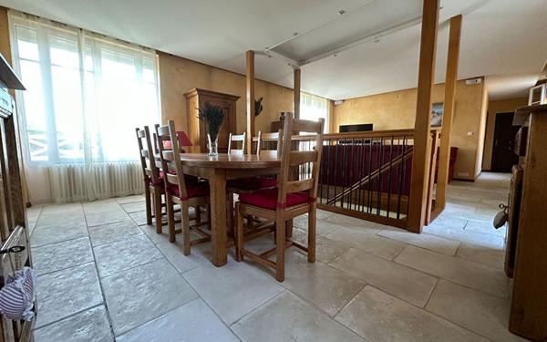 Maison à vendre    6 pièces • 236 m2 Magny-en-Vexin
