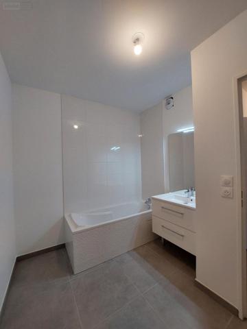 Appartement à louer à Bourg-en-Bresse dans l'Ain (01000), ref : JARDIN DES DAMES T3 Etage   
Centre ville