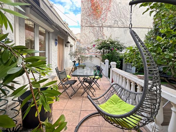 Bas de villa au calme absolu - Jardin - T3 - 81 m2 -Marseille 13004/13012
