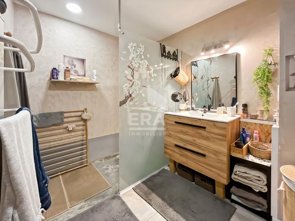 Bas de villa au calme absolu - Jardin - T3 - 81 m2 -Marseille 13004/13012