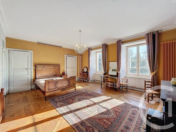 Maison à vendre  18 pièces - 675 m2 YSSINGEAUX - 43