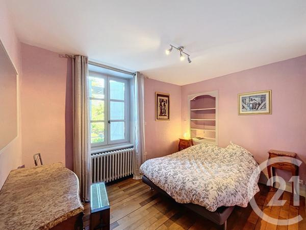 Maison à vendre  18 pièces - 675 m2 YSSINGEAUX - 43