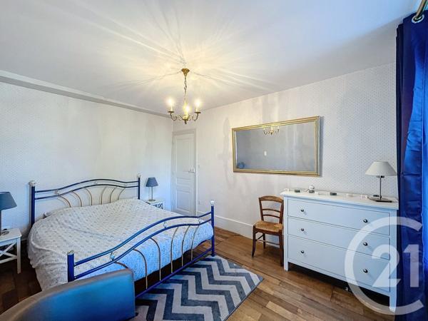 Maison à vendre  18 pièces - 675 m2 YSSINGEAUX - 43