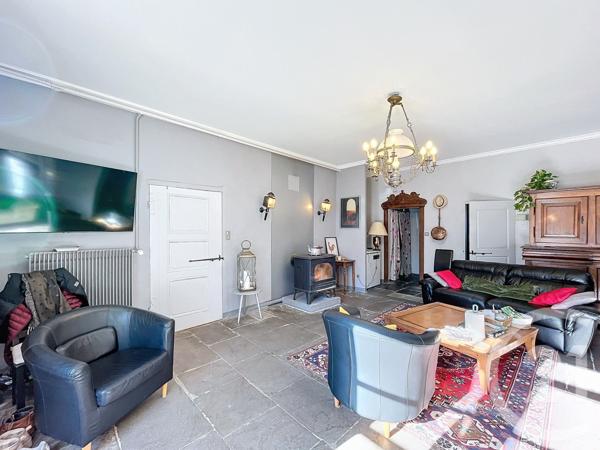 Maison à vendre  18 pièces - 675 m2 YSSINGEAUX - 43