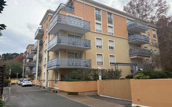 Appartement à vendre    2 pièces • 44 m2 Cagnes-sur-Mer