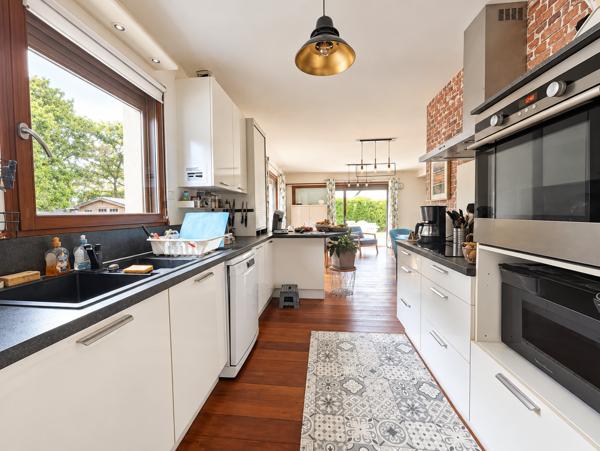 Guérande 44350 maison 6 chambres avec double garage de 54 m²