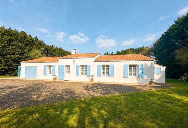 Longère LE FENOUILLER 125m²