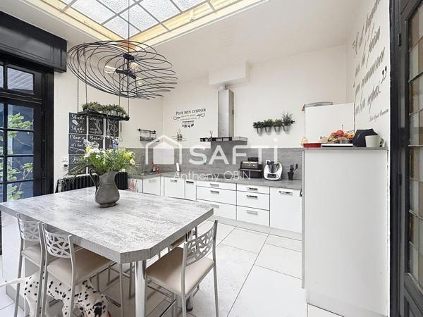 Maison semi individuelle de 178m², 4 chambres, jardin