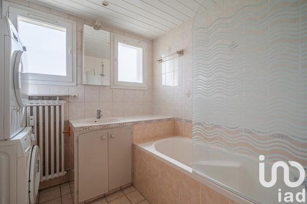 Appartement 3 pièces de 63 m² à Chambéry (73000)