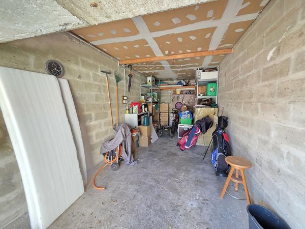 Maison 3 chambres avec véranda, insert et garage - Secteur calme proche toutes commodités
