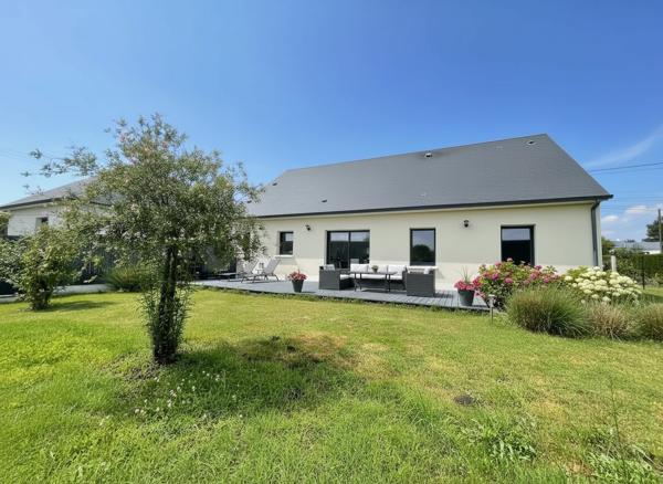 À vendre - Maison mitoyenne 1 côté, 4 pièces située à Cinq-Mars-la-Pile (37130)