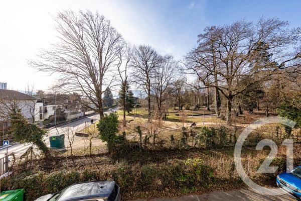 Appartement F4 à vendre  4 pièces - 62,50 m2 LA TRONCHE - 38