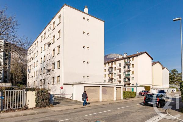 Appartement F4 à vendre  4 pièces - 62,50 m2 LA TRONCHE - 38