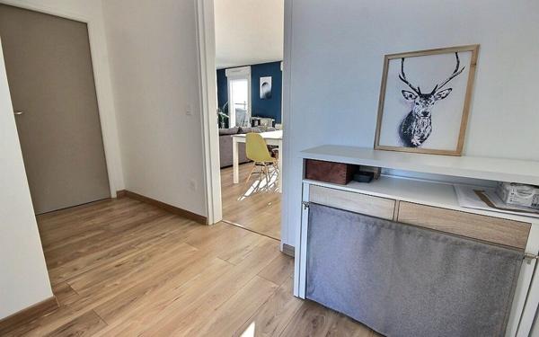 Appartement à vendre    5 pièces • 92,94 m2 Élancourt