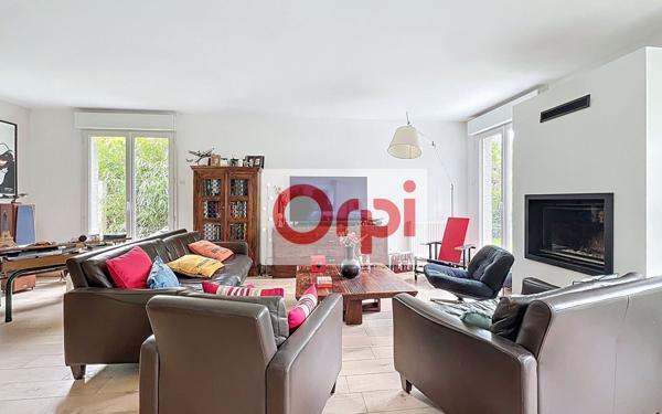 Maison à vendre    6 pièces •  Bures-sur-Yvette