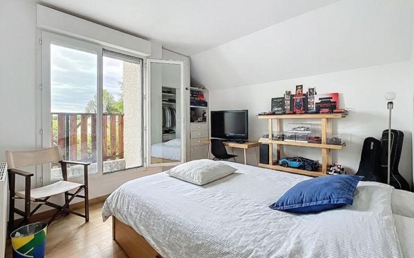 Maison à vendre    6 pièces •  Bures-sur-Yvette