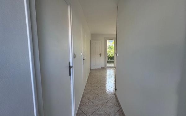 Appartement à louer    1 pièce •  Champigny-sur-Marne