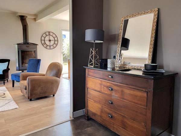 PAVILLON D'EXCEPTION DANS LE CENTRE DE CHANGE