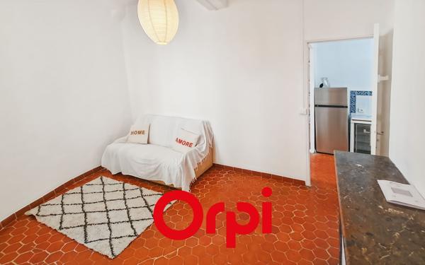 Appartement à louer    3 pièces • 76,37 m2 La Cadière-d'Azur