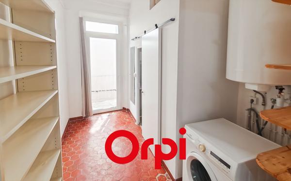 Appartement à louer    3 pièces • 76,37 m2 La Cadière-d'Azur