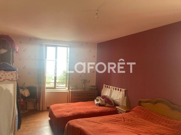 Achat immeuble Trizac - 522 m² - 56 680 €