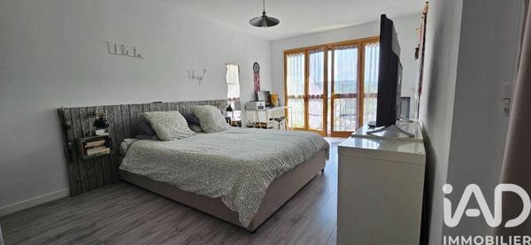 Appartement à vendre 5 pièces 89,72 m² Saint-Genest-Lerpt