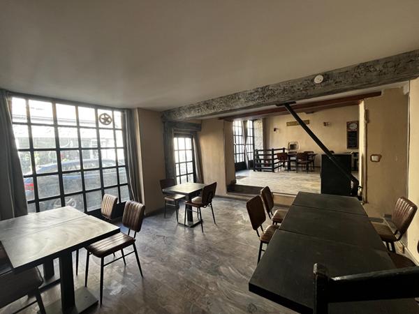 Immeuble GY 6 Pièces 166 m²