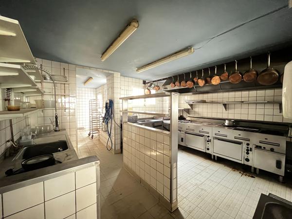 Immeuble GY 6 Pièces 166 m²