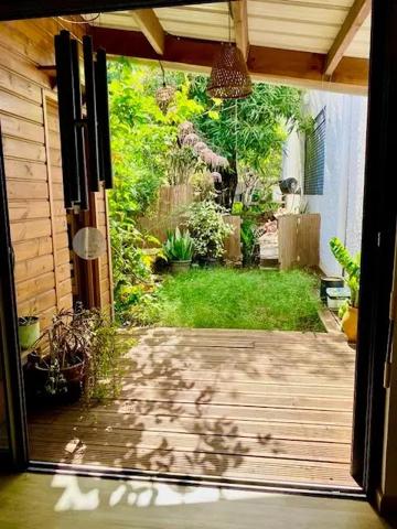 Maison à vendre 6 pièces 132m² Saint-Pierre (97410)