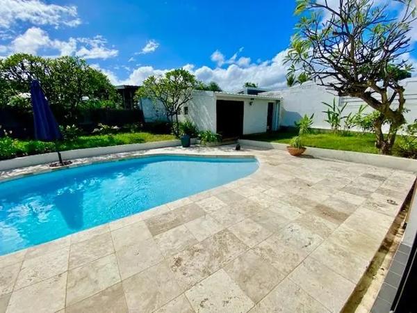 Maison à vendre 6 pièces 132m² Saint-Pierre (97410)