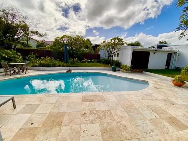 Maison à vendre 6 pièces 132m² Saint-Pierre (97410)