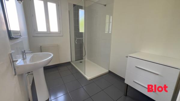 Maison 5 pièce(s)