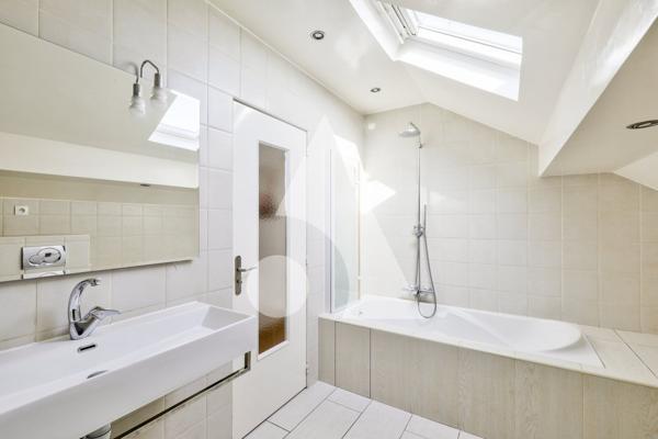 Maison 4 pièces 220 m2