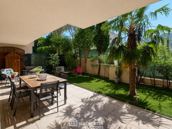Appartement 108 m² à Marseille 13009