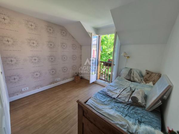 Maison Fourqueux 7 pièce(s) 840 000 € **  - Référence  18520