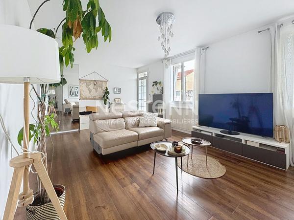 Maison familiale à vendre à Morangis avec 4 chambres 6 pièces, grands volumes, secteur recherché proche des commerces des écoles et des transports