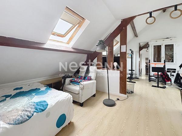 Maison familiale à vendre à Morangis avec 4 chambres 6 pièces, grands volumes, secteur recherché proche des commerces des écoles et des transports