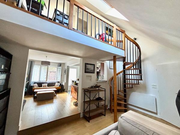 A VENDRE NANTES/ZOLA MAISON AVEC GARAGE ET CHEMINEE