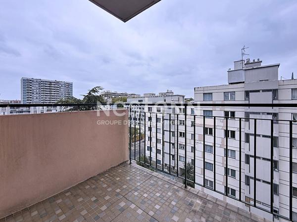 Appartement 3 Pièces avec 2 Chambres Balcon Cave et Ascenseur Part Dieu - 69003 LYON