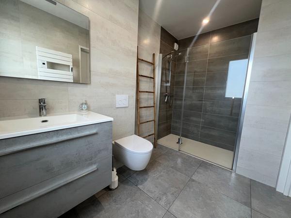 Maison Contemporaine sous les pins !
