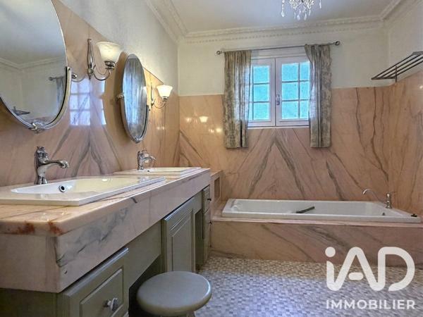 Maison à vendre 6 pièces 158 m² Moncoutant-sur-Sèvre