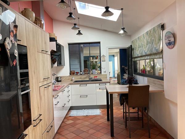 À deux pas du Port de la Cotinière ? Maison familiale de 162 m² avec jardin