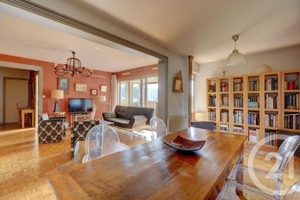 Appartement à vendre  5 pièces - 114,45 m2 CHAMPAGNE AU MONT D OR - 69