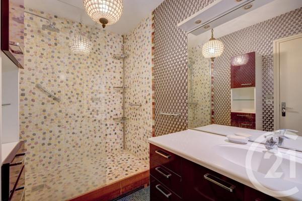 Appartement à vendre  5 pièces - 114,45 m2 CHAMPAGNE AU MONT D OR - 69