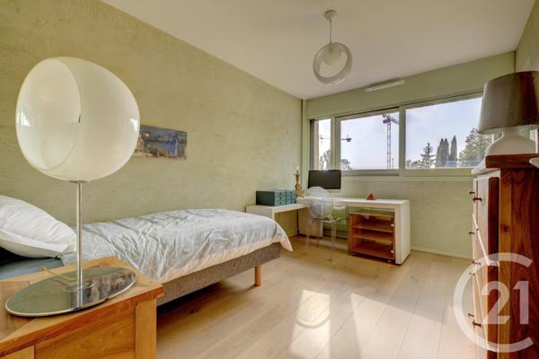 Appartement à vendre  5 pièces - 114,45 m2 CHAMPAGNE AU MONT D OR - 69