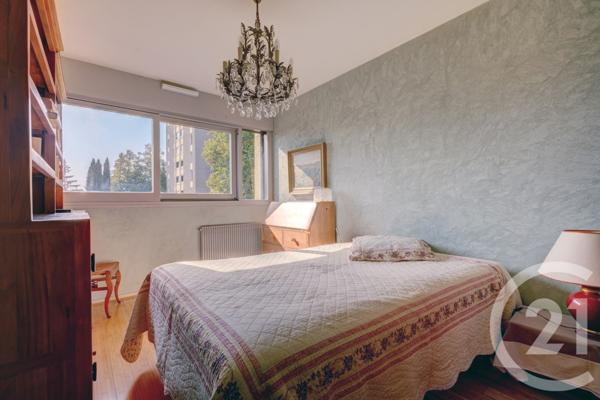 Appartement à vendre  5 pièces - 114,45 m2 CHAMPAGNE AU MONT D OR - 69