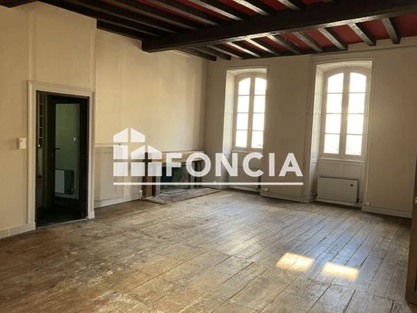 À vendre Maison 7 pièces 208.29 m² - Angoulême 16000