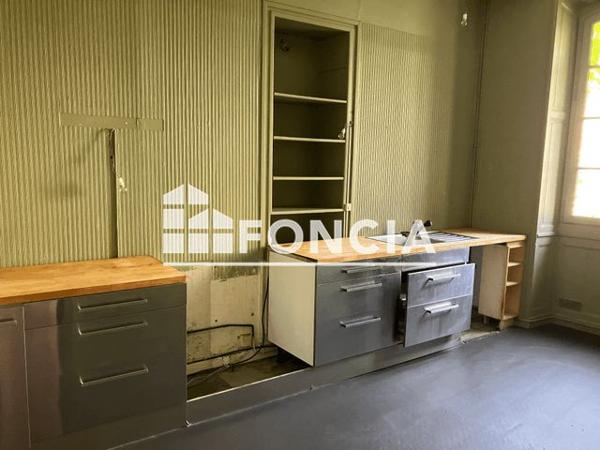À vendre Maison 7 pièces 208.29 m² - Angoulême 16000