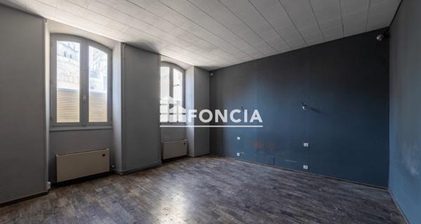 À vendre Maison 7 pièces 208.29 m² - Angoulême 16000